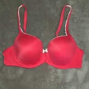 Victoria's Secret Red Bra with Seamless Design - Body By Victoria Lined Demi